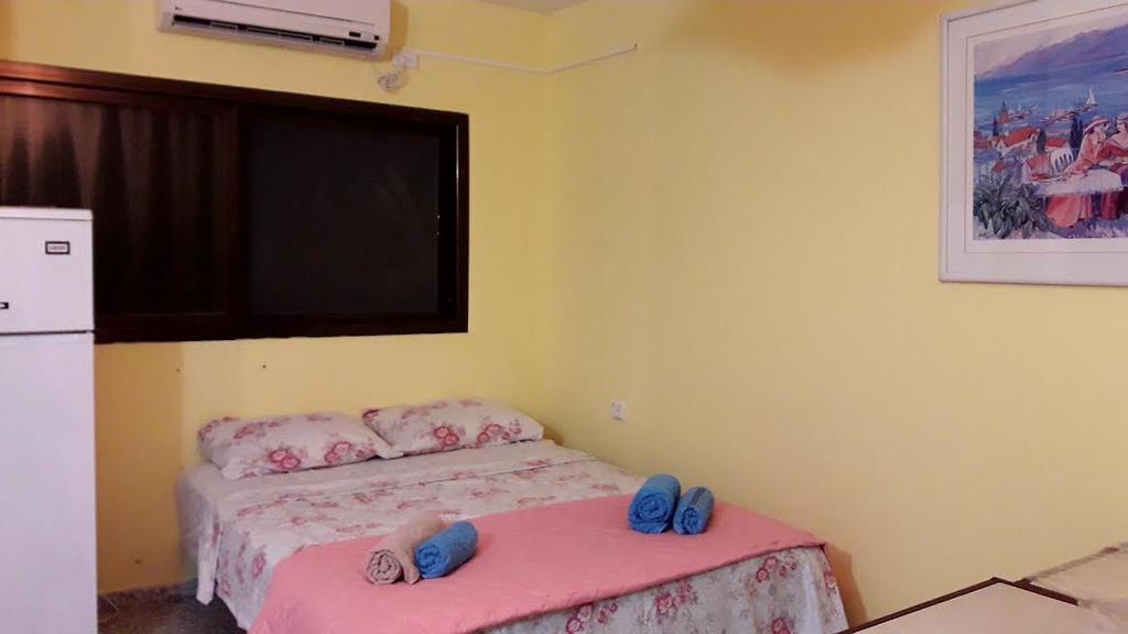 Lesanel - Guest House Арад Экстерьер фото