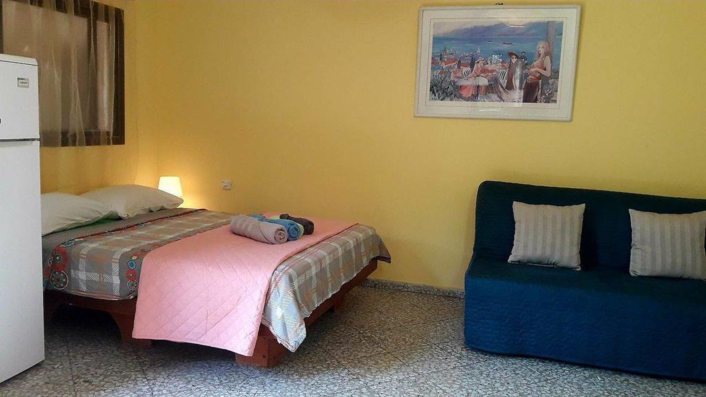 Lesanel - Guest House Арад Экстерьер фото
